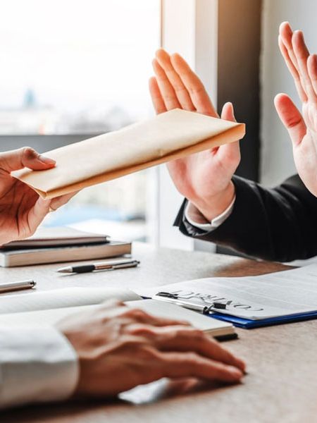 Thủ tục công chứng văn bản từ chối nhận di sản thừa kế